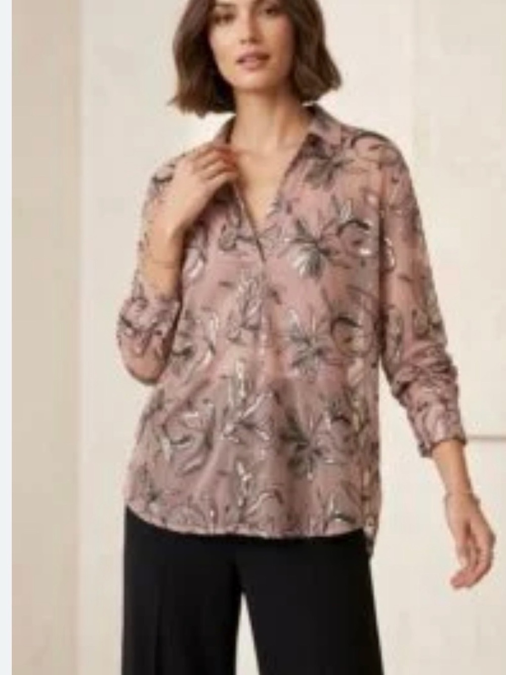 Zara Women's Dusty Rose Floral V-Neck Blouse med NWOT